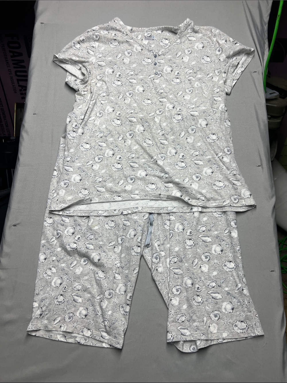 croft & barrow Gray Floral Short Sleeve Pajama Set